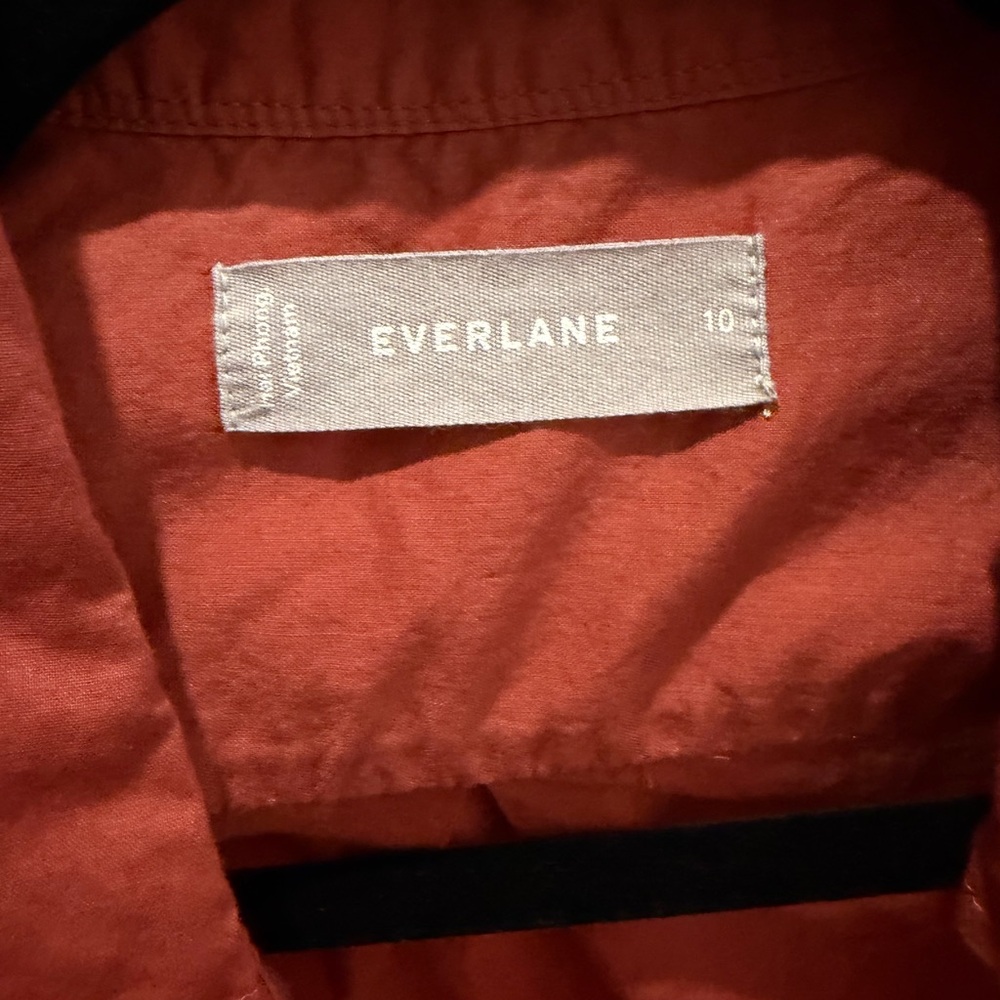 Everlane Long-Sleeve Button-Up Shirt in Rust - Picture 2 of 2